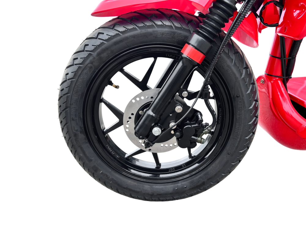 IceBear Maddog Gen V 150cc Scooter (PMZ150-22) - Front wheel close-up