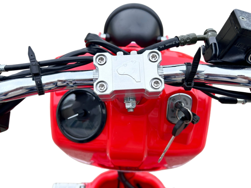 IceBear Maddog Gen V 150cc Scooter (PMZ150-22) - Top-down handlebar view